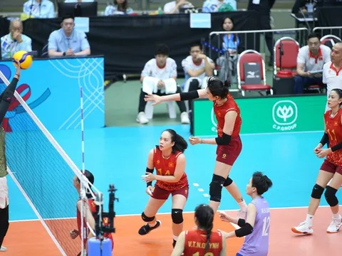 Môn Bóng chuyền SEA Games 33: Tuyển nữ Việt Nam vào bán kết với ngôi nhất bảng