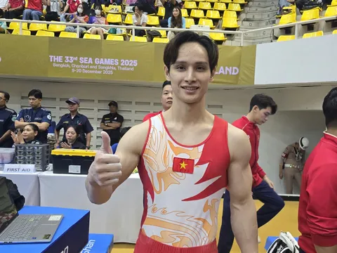 Môn Thể dục dụng cụ SEA Games 33: “Hot boy” Đinh Phương Thành giành huy chương vàng nội dung Xà kép