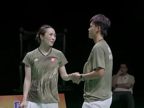 Môn Cầu lông SEA Games 33: Vũ Thị Trang - Bùi Bích Phương giành huy chương đồng nội dung đôi nữ