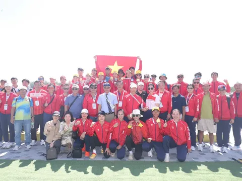 Rowing mang về 3 huy chương vàng cho Đoàn Thể thao Việt Nam trong ngày 17/12