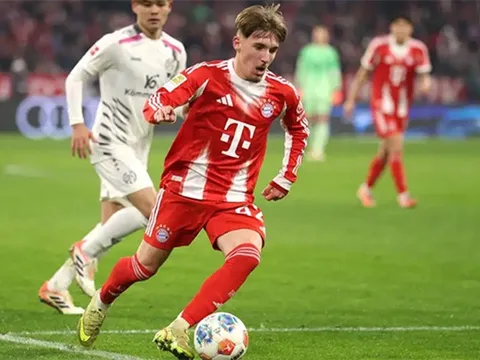 Tiền đạo Harry Kane có lời khuyên cho thần đồng Lennart Karl