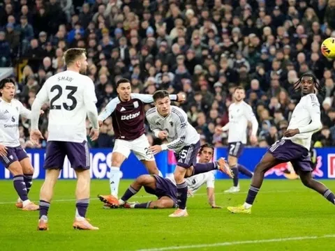 Aston Villa lập kỷ lục ấn tượng sau trận thắng Man United