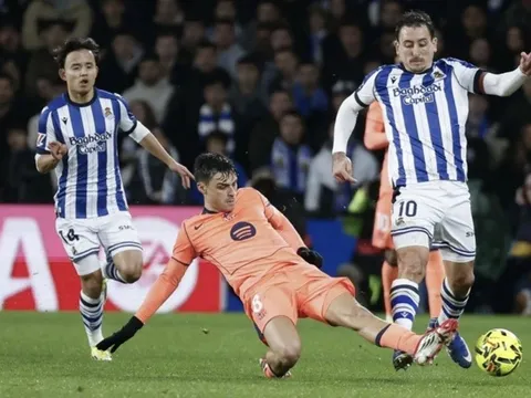 Barcelona chỉ còn hơn Real Madrid 1 điểm