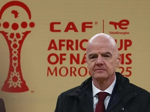 Tiết lộ về mức lương của Chủ tịch FIFA Gianni Infantino