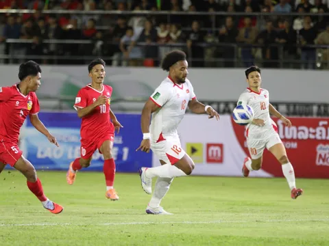 Vòng loại ASIAN Cup 2027: Huấn luyện viên Kim Sang-sik có thêm nhiều lựa chọn quyết đấu với Malaysia