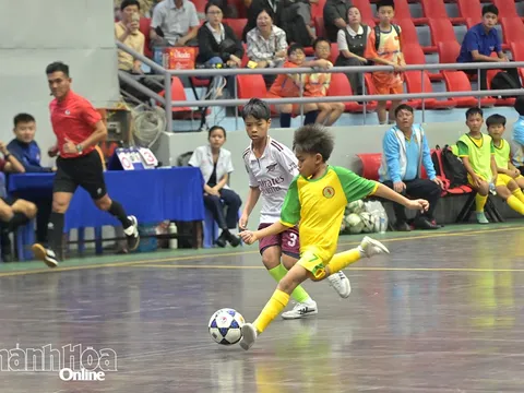 14 đội bóng tranh tài Giải Bóng đá U11 tỉnh Khánh Hòa