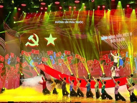 Chương trình nghệ thuật "Đường lên phía trước" chào mừng Ngày thành lập Đảng Cộng sản Việt Nam