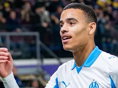 Greenwood đưa Marseille vào tứ kết Cúp Quốc gia Pháp