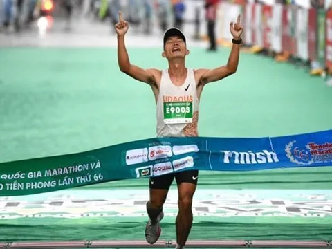 Nguyên Thanh và Ngọc Hoa tham dự Giải Tokyo Marathon 2026 Nhật Bản
