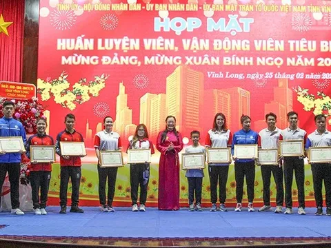 Vĩnh Long vinh danh các huấn luyện viên, vận động viên đạt thành tích xuất sắc tại các giải quốc gia và quốc tế năm 2025