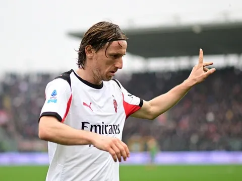 Luka Modric tỏa sáng trong chiến thắng của AC Milan
