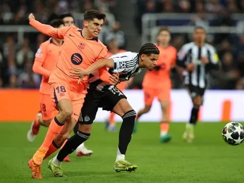 Barcelona chật vật cầm hòa Newcastle ở lượt đi vòng 16 đội Champions League