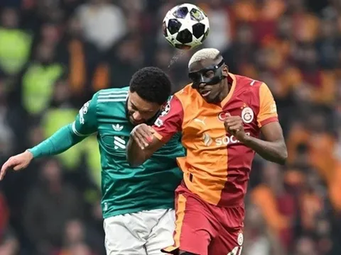 Liverpool và Tottenham "phơi áo" ở lượt đi vòng 1/8 Champions League