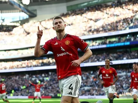 Trung vệ De Ligt chưa thể trở lại thi đấu bởi ác mộng chấn thương