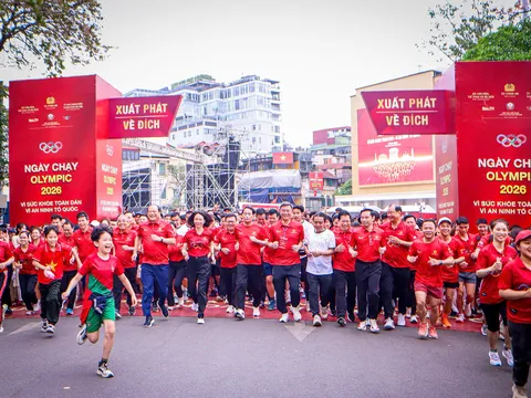 Hơn 17.000 người tham gia “Ngày chạy Olympic 2026: Vì sức khỏe toàn dân - Vì an ninh Tổ quốc” tại Hà Nội