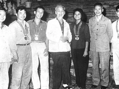 Hình ảnh Chủ tịch Hồ Chí Minh tại Bảo tàng Olympic châu Á