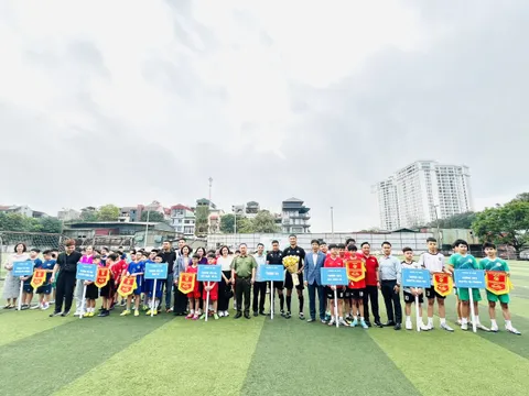 Khai mạc Giải Bóng đá khối học sinh Tiểu học và THCS phường Ba Đình