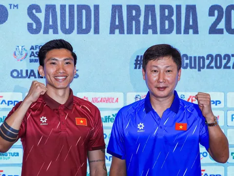 Huấn luyện viên Kim Sang-sik tự tin đội tuyển Việt Nam sẽ giành chiến thắng trước Malaysia