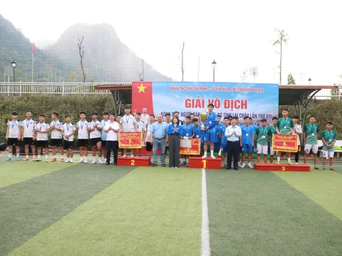 Bế mạc Giải vô địch Bóng đá 7 người các Câu lạc bộ tỉnh Lai Châu lần thứ VIII