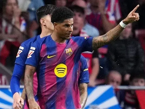 Real Madrid gục ngã, Barcelona định đoạt cuộc đua vô địch