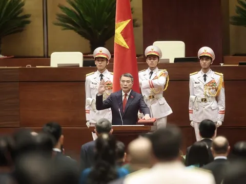 Đồng chí Lê Minh Hưng được bầu giữ chức Thủ tướng Chính phủ