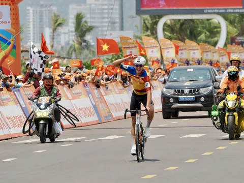 Christoph Janssen thắng ung dung ở chặng 12 Cúp Truyền hình TP.HCM