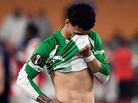 Antony tỏa sáng, Real Betis vẫn phải chia tay Europa League