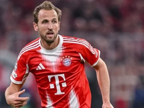 Bayern Munich được đối thủ dâng chức vô địch