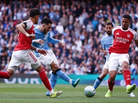 Arsenal sắp tan mộng vô địch Premier League sau thất bại trước Man City