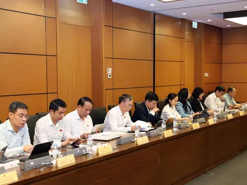 Đề xuất xây dựng cơ chế hỗ trợ cho nghệ sĩ truyền dạy nghệ thuật truyền thống