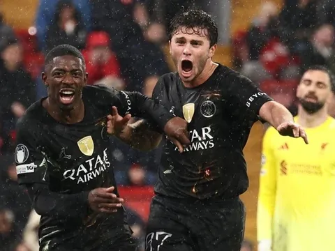 Man City giữ chân huấn luyện viên Pep Guardiola bằng "bom tấn"