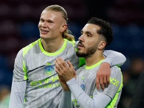 Erling Haaland ghi bàn, Man City chiếm ngôi đầu bảng của Arsenal