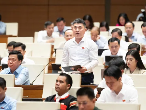 Cần cơ chế, chính sách đủ mạnh để phát triển truyền dạy văn hóa, nghệ thuật truyền thống trong nhà trường