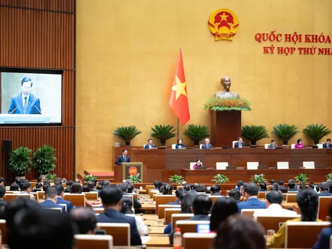 Quốc hội thông qua Nghị quyết về kế hoạch phát triển kinh tế - xã hội 05 năm giai đoạn 2026-2030