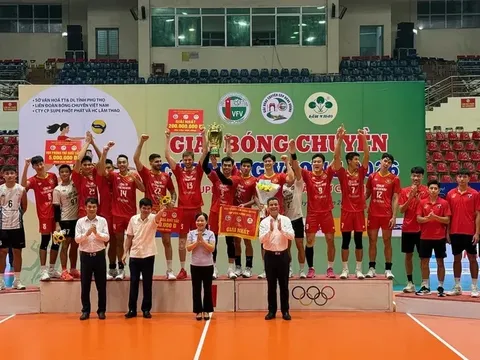 Giải Bóng chuyền Cúp Hùng Vương 2026: Nữ Hà Nội Tasco Auto và nam Công an TP.HCM lần đầu giành ngôi vô địch