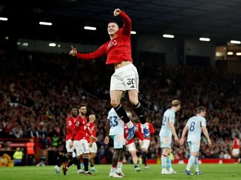 Man United cách vé Champions League 1 trận thắng