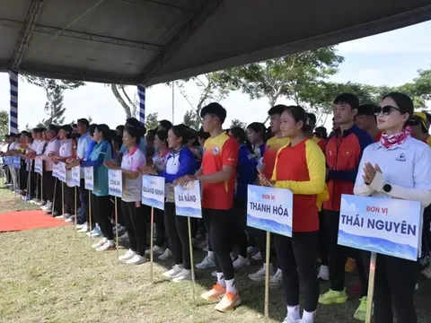 Khởi tranh Giải Đua thuyền truyền thống các tay chèo quốc gia 2026