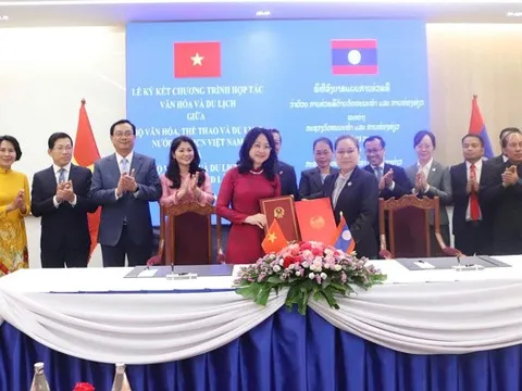 Việt Nam - Lào ký kết Chương trình hợp tác văn hóa, du lịch giai đoạn 2026-2030