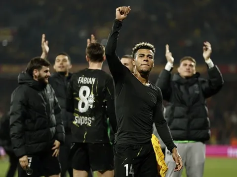 Paris Saint-Germain lần thứ 5 liên tiếp vô địch Ligue 1