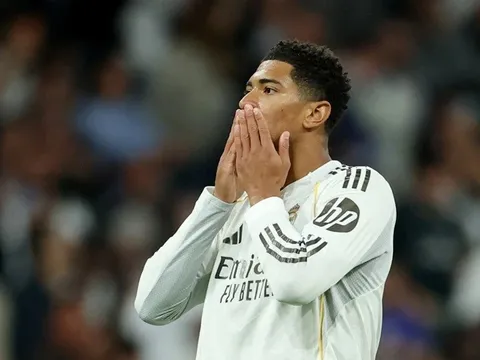 Real Madrid nhọc nhằn đánh bại Real Oviedo, La Liga "nóng" cuộc chiến trụ hạng