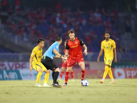 Vòng 23 V.League 2025-2026: Ninh Bình tiến gần tốp 2, Becamex TP.HCM lâm nguy