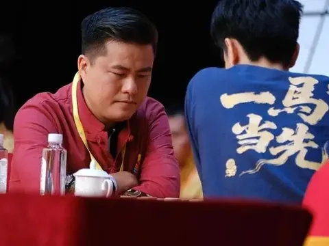 Giải cờ Tướng Kỳ Thành Bôi: Lý Huynh và Nhật Quang thất bại đáng tiếc ở vòng 1/8