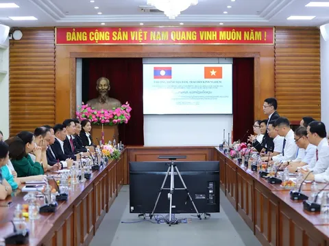 Tọa đàm trao đổi kinh nghiệm về công tác văn phòng giữa Văn phòng Bộ Văn hóa, Thể thao và Du lịch Việt Nam và Văn phòng Bộ Văn hóa và Du lịch Lào