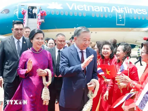 Tổng Bí thư, Chủ tịch nước Tô Lâm và Phu nhân bắt đầu thăm chính thức Vương quốc Thái Lan