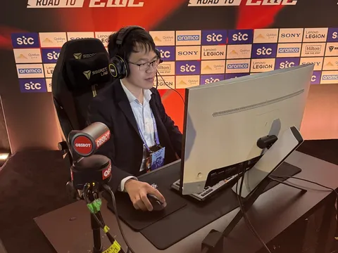 Đại kiện tướng Lê Quang Liêm khoác áo đội Team Flash dự Cúp Esports thế giới 2026