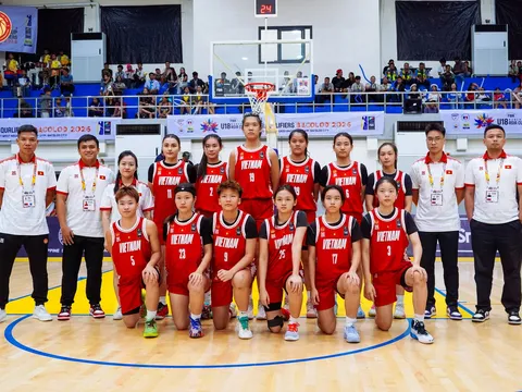 Tuyển bóng rổ U18 nữ Việt Nam xuất sắc vượt qua U18 nữ Thái Lan