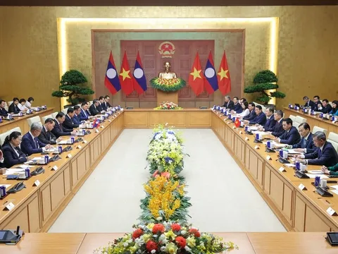 Việt Nam - Lào thống nhất đẩy mạnh giao lưu văn hóa, thể thao, du lịch