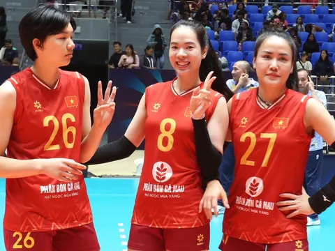 Tuyển bóng chuyền nữ Việt Nam giành vé vào bán kết AVC Cup 2026