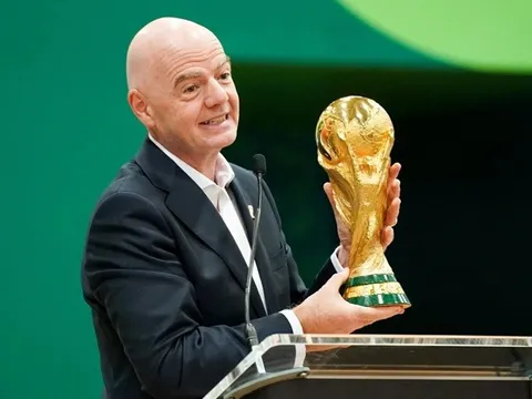 Chủ tịch FIFA gây phẫn nộ vì phát biểu chế giễu tuyển Italy
