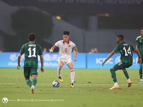 Huấn luyện viên Kim Sang-sik sẽ không dẫn dắt đội tuyển Olympic dự ASIAD 20